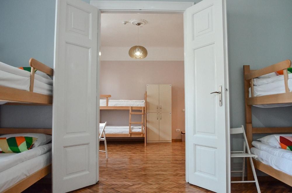 Roommates Hostel Belgrade Luaran gambar