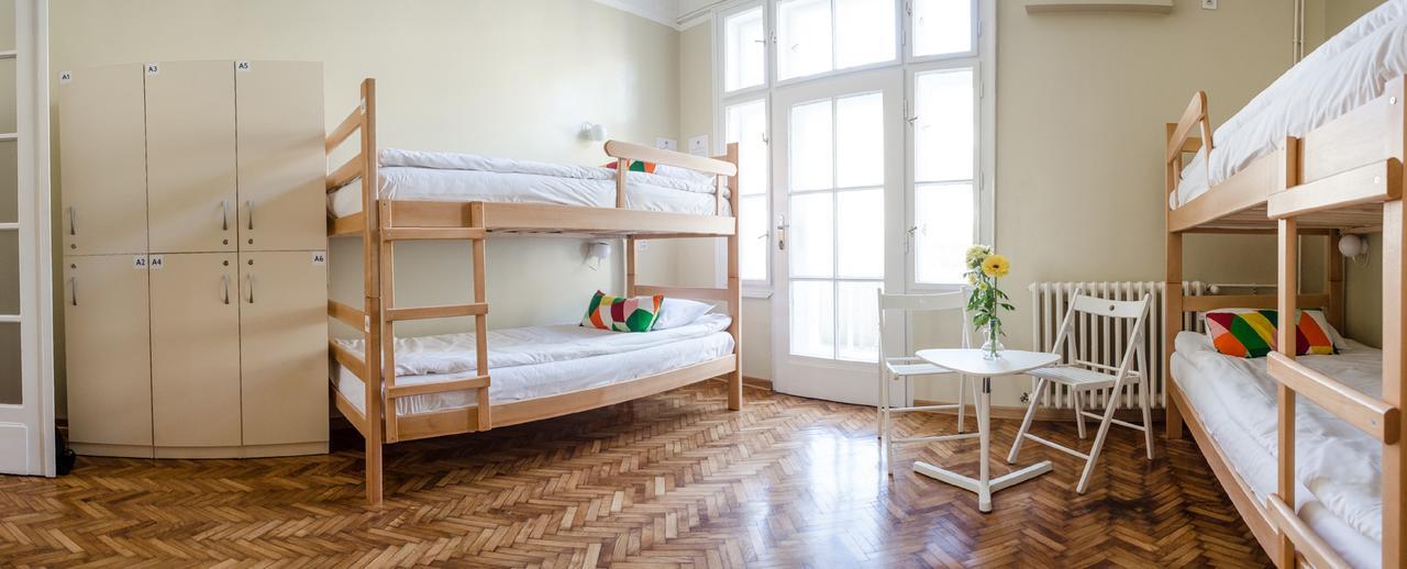 Roommates Hostel Belgrade Luaran gambar